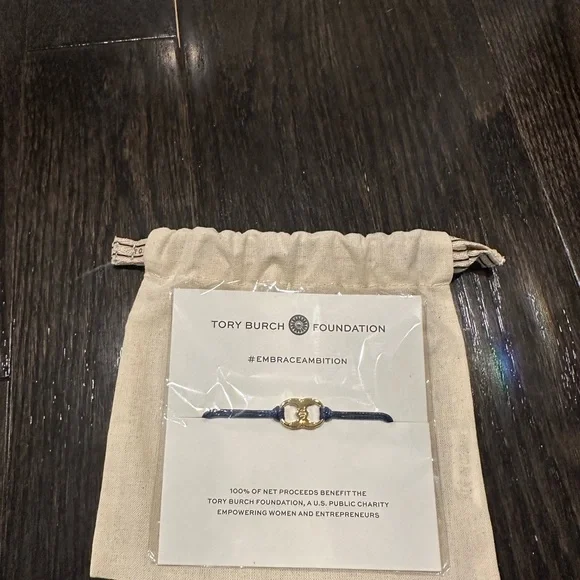 Tory Burch Embrace Ambition Bracelet Tory Navy/Gold NWT - Picture 3 of 5